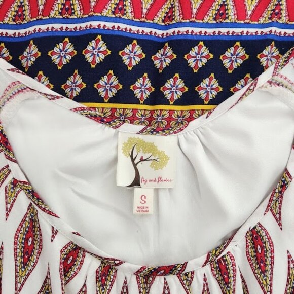 Fig & Flower Women's Cold Shoulder Dress in size small - Picture 6 of 6